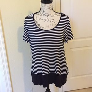 Jones New York shirt 🌺